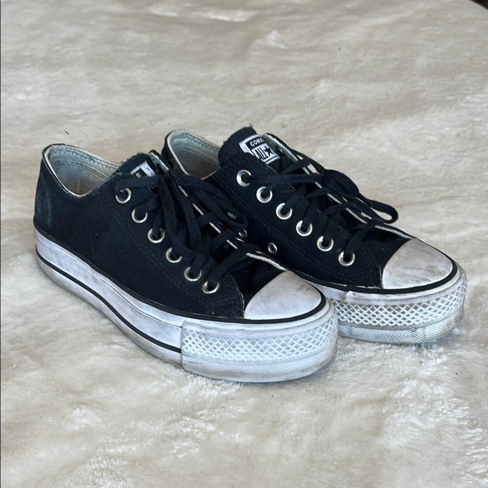 Platform Converse Women's Sneakers Size 6